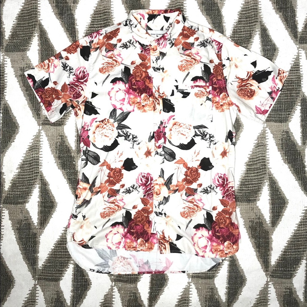 Modern Amusement Floral Short Sleeve Button Up